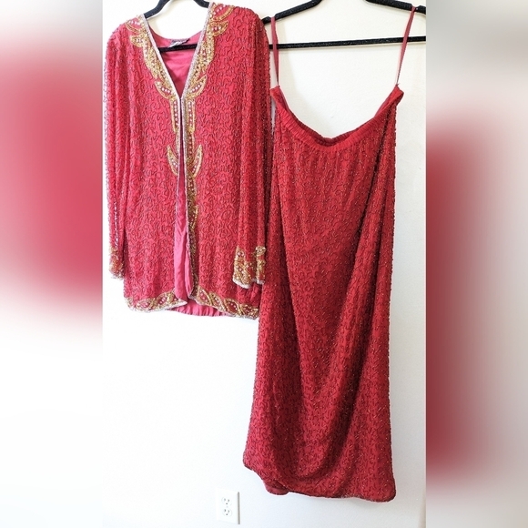 Vintage Milano 100% Silk Beaded 2pc set, Red and Gold Sequins, Stunning! XL - Picture 12 of 12